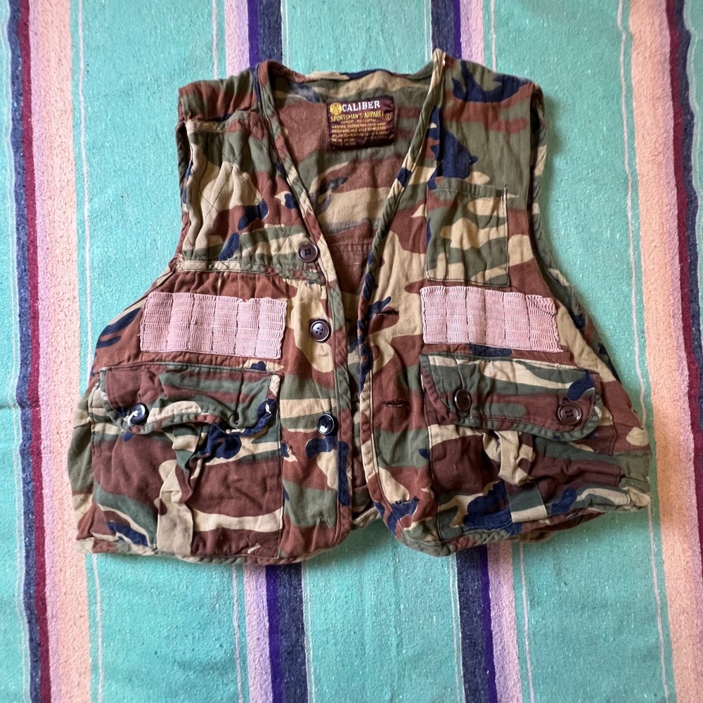 Caliber Hunting Vest Mens Small Woodland Camo Utility Cargo Game Pocket Vintage